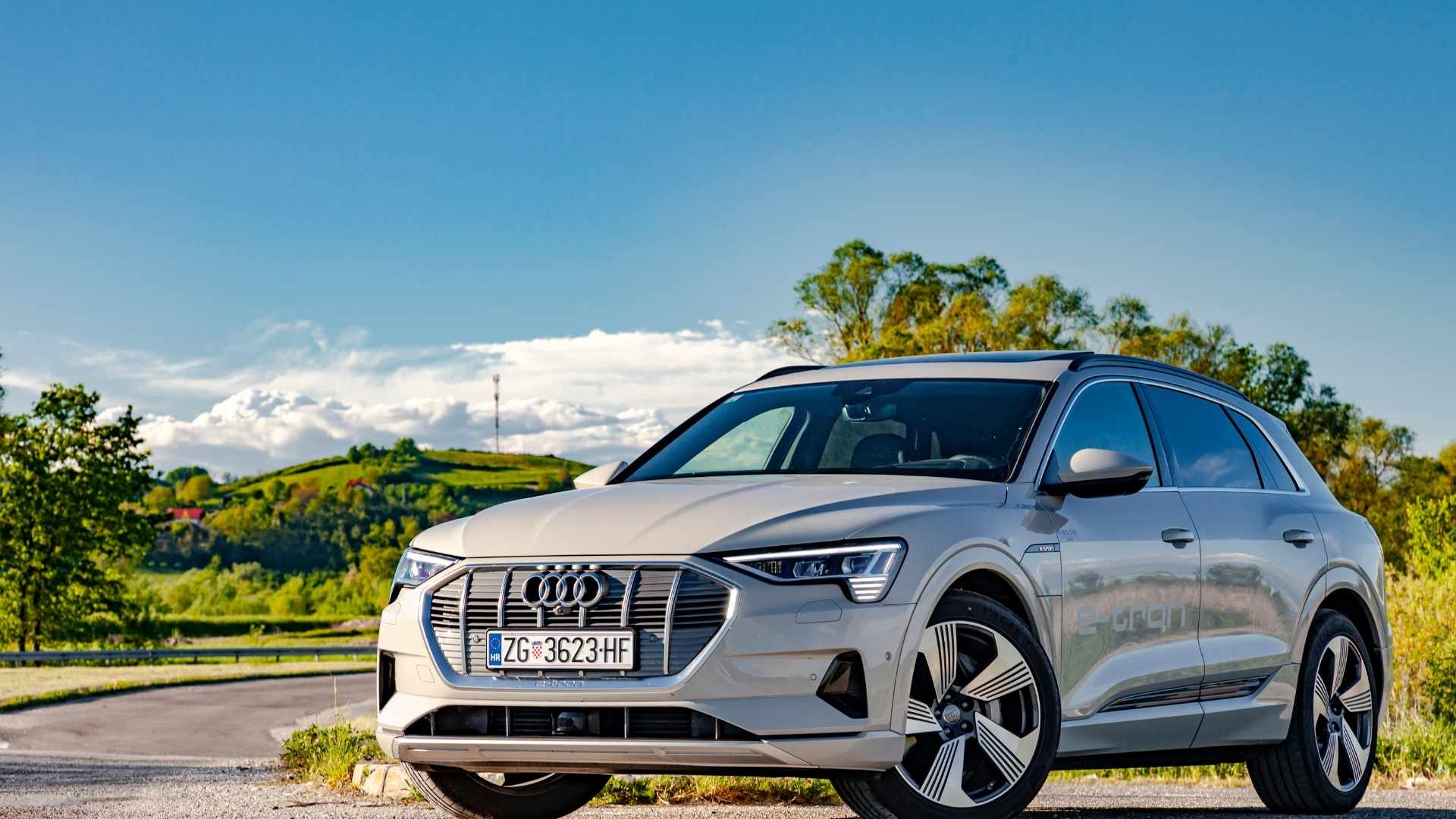 Comparing the Audi Q8 e-tron Price with Similar Models